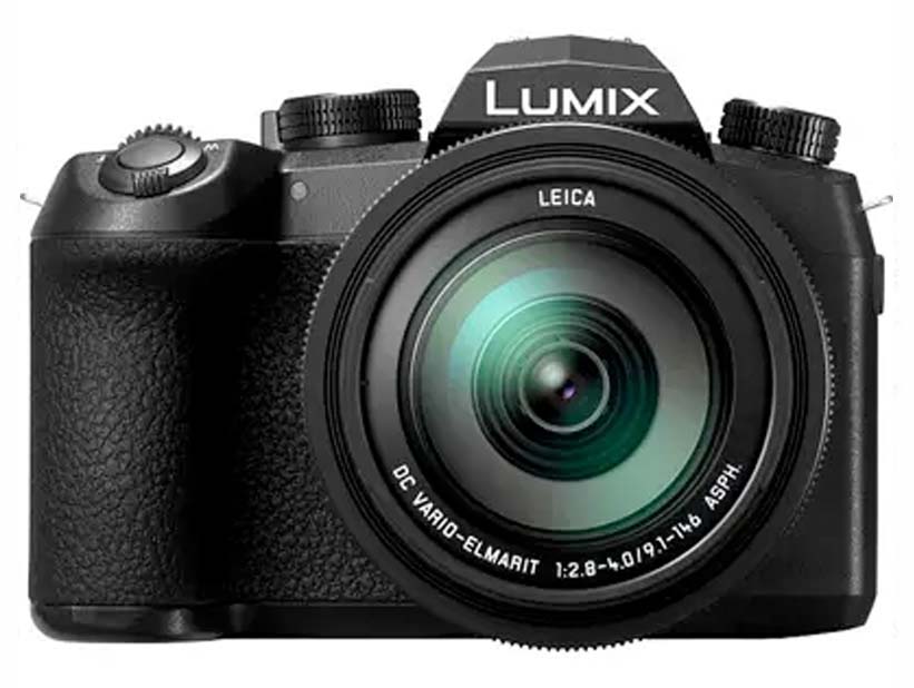large sensor superzoom cameras
