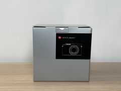Leica Q2 Reporter Edition Camera - Matte Green - Second Hand