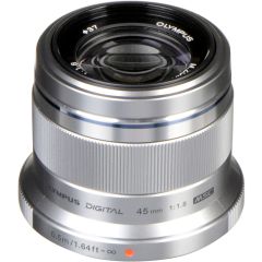Olympus M.Zuiko 45mm f/1.8 Silver Portrait Lens