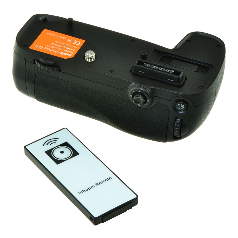 Jupio Nikon D7100/D7200 Battery Grip with Remote & AA Cylinder