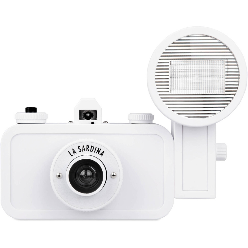 Lomography La Sardina & Flash DIY