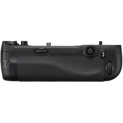 Nikon MB-D17 Battery Grip