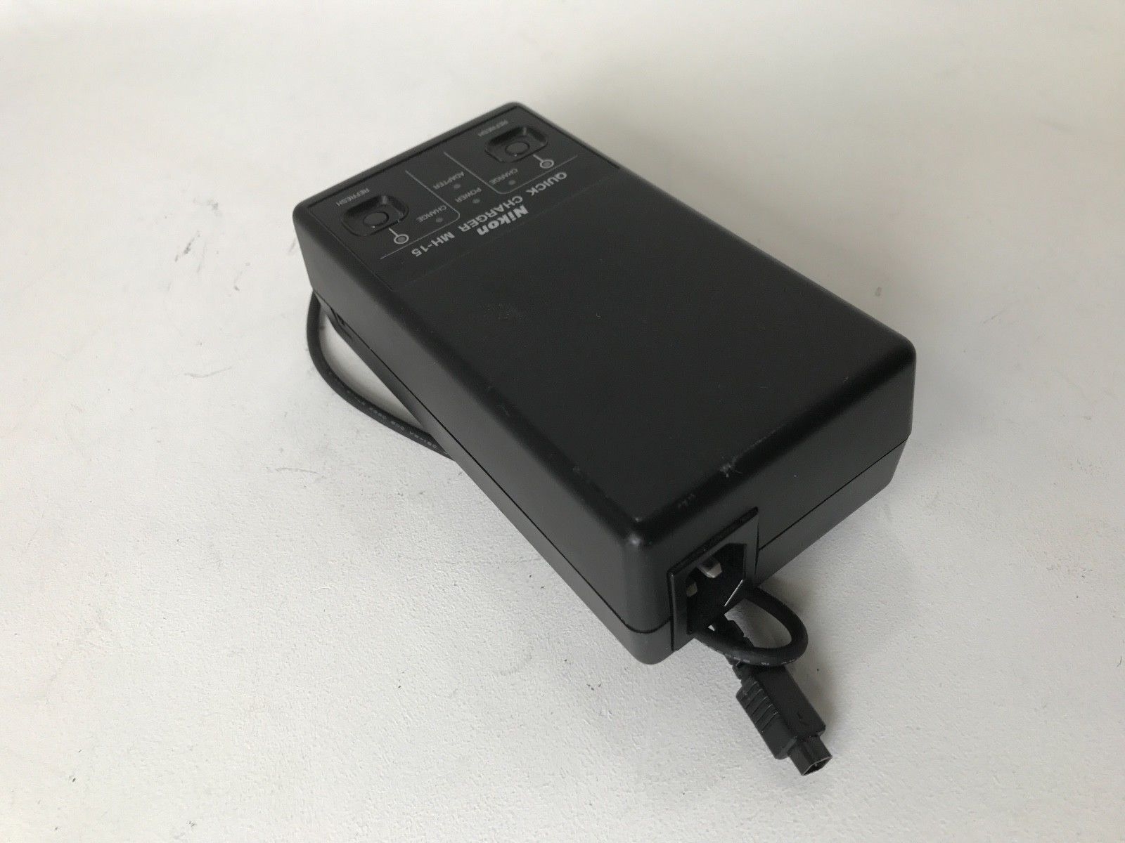 Nikon MH-15 Battery Charger